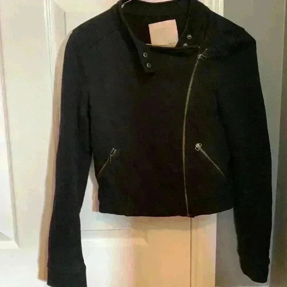Aritzia sweater  00 - Picture 2 of 7